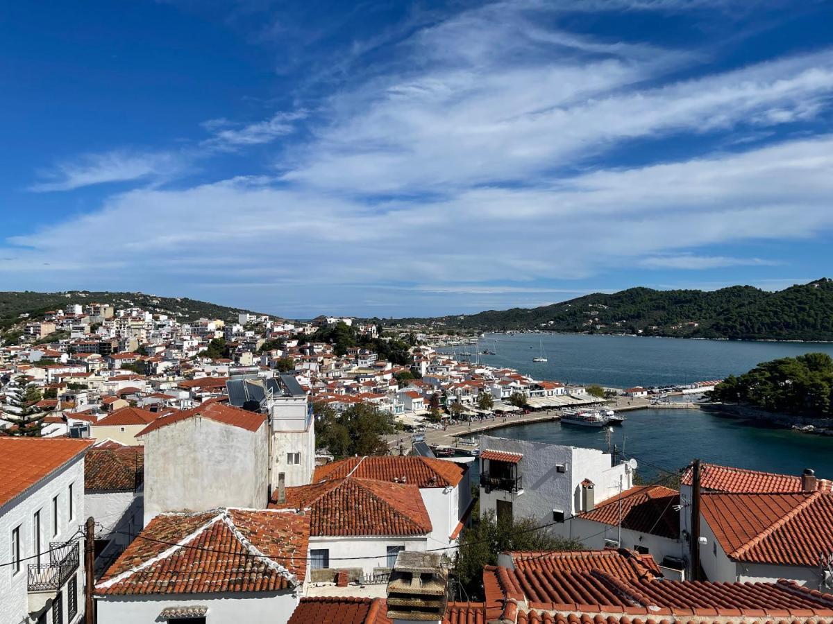 Mare Gaia Apartments Skiathos Town Exterior photo
