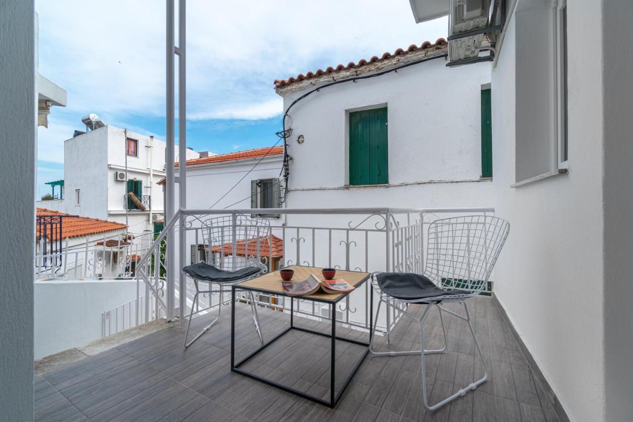 Mare Gaia Apartments Skiathos Town Exterior photo